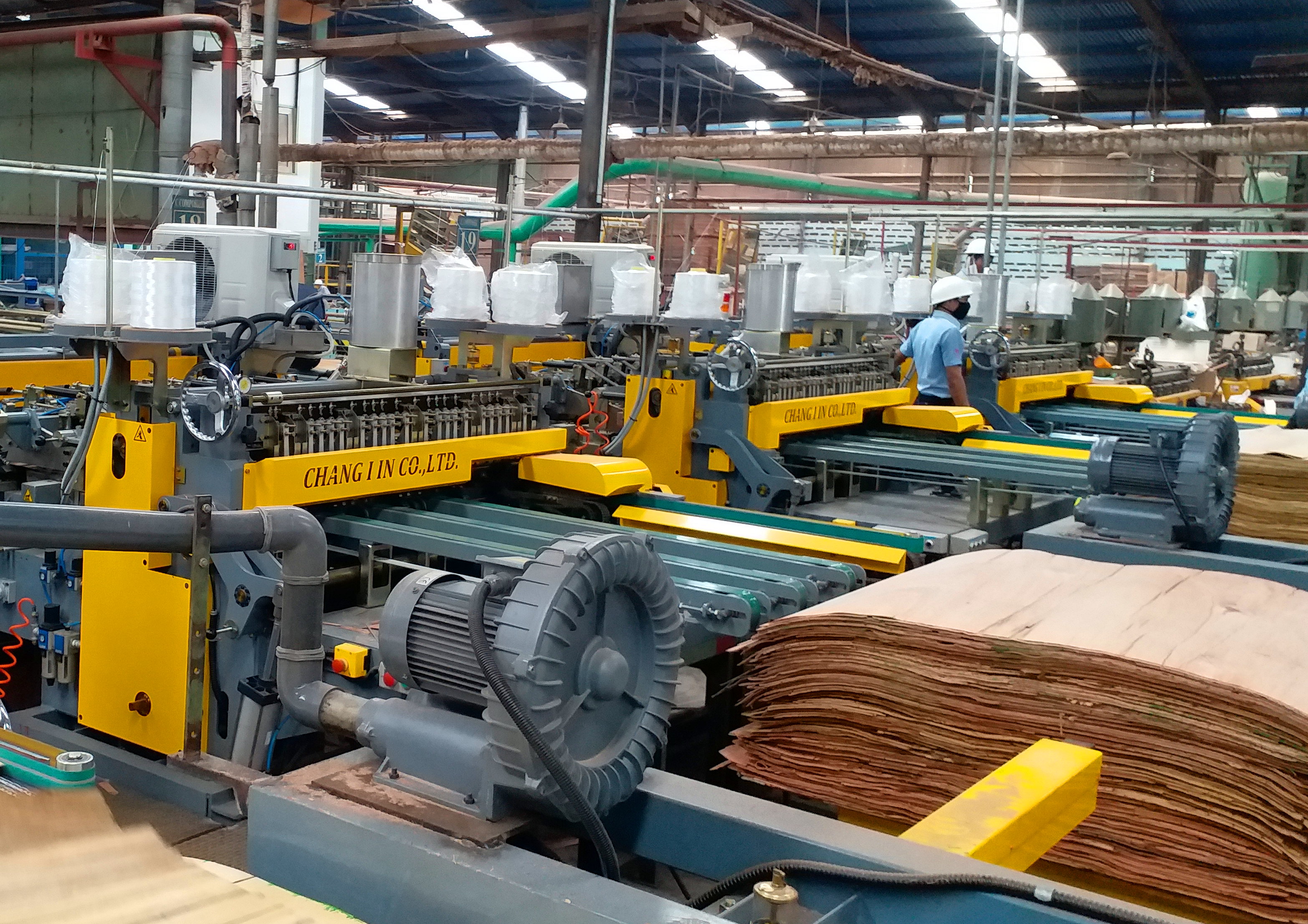 eneer Core Composer (Time-Saver Series) Installation at Indonesia November 2017- CHANG I IN CO., LTD.